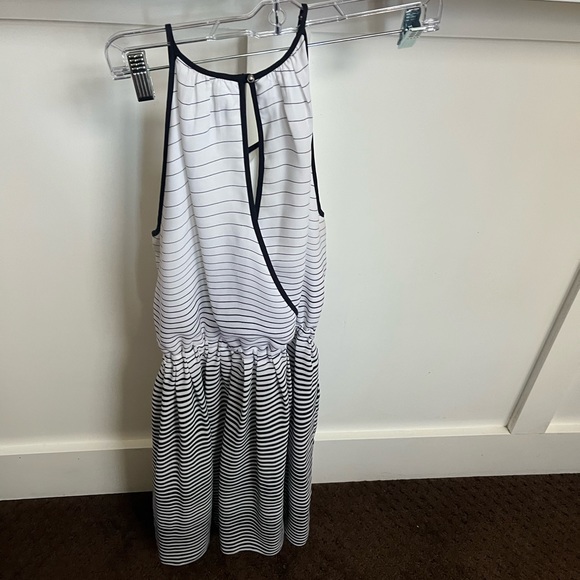 Banana Republic size 6 dress - Picture 4 of 4